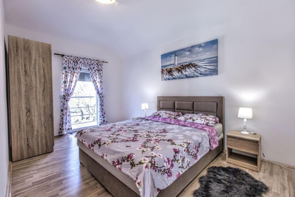 Luxury House Cesarica Villa Luaran gambar